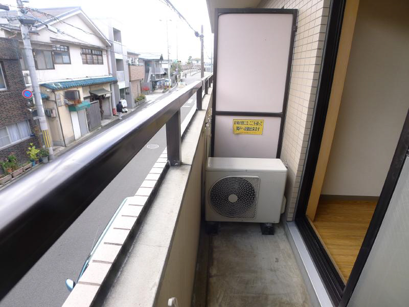 バルコニー　203号