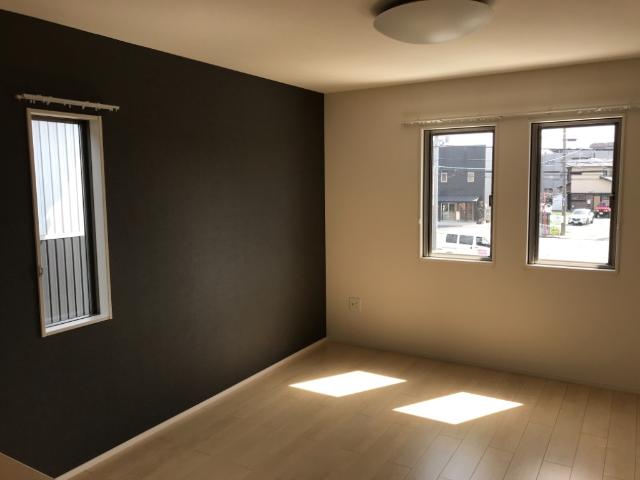 居室・リビング　リビング（北側から）