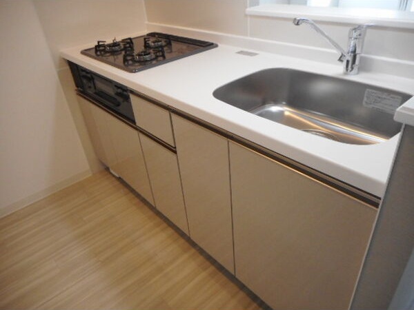 キッチン　人気の独立システムキッチンタイプです！