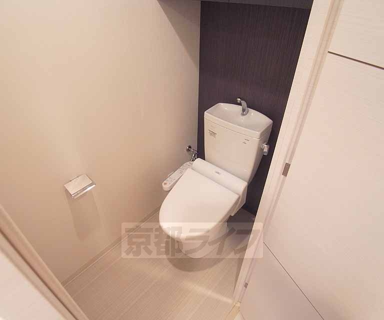 トイレ　ウォシュレット付いてます