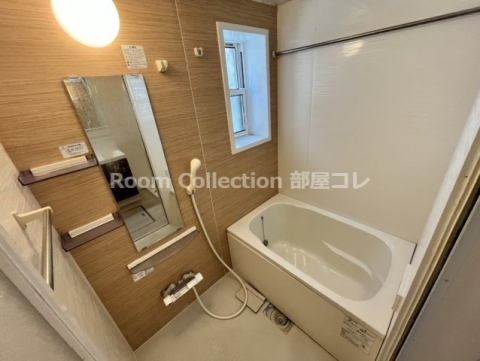 バス・シャワールーム　※同物件他部屋写真 反転の場合有