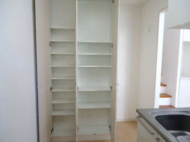 収納　キッチン収納