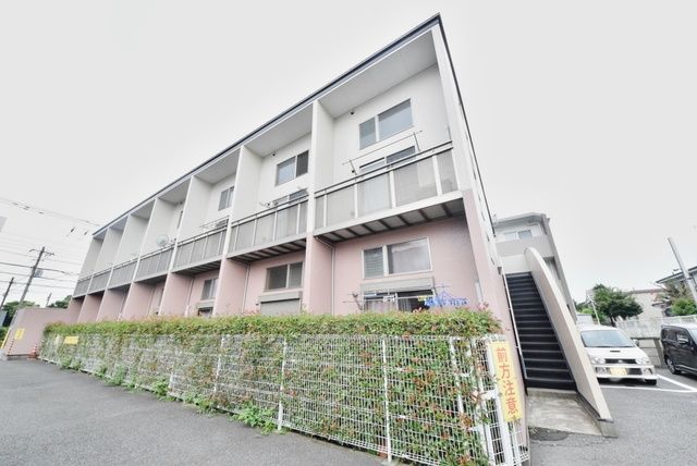 建物外観　日当たり良好のお部屋はこちら♪