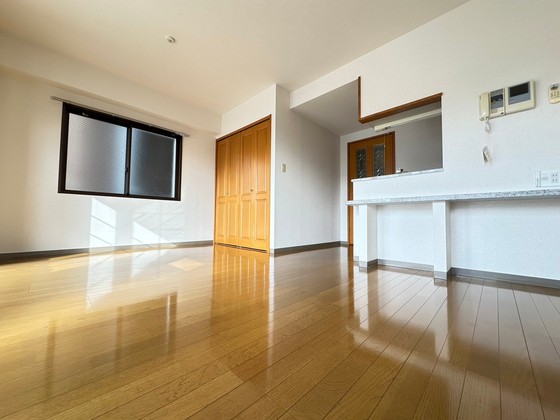 居室・リビング　※別部屋の写真です