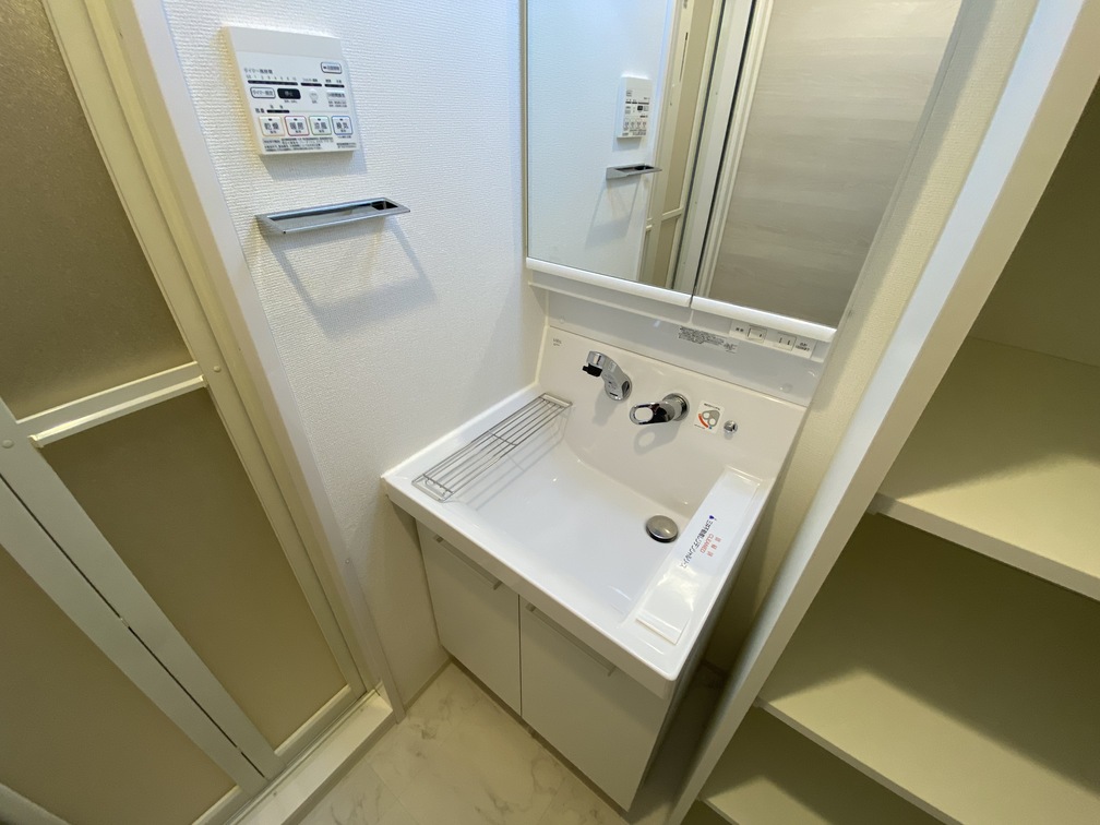 洗面設備　■参考資料画像