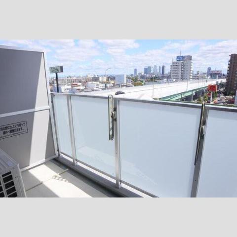 バルコニー　ベランダ