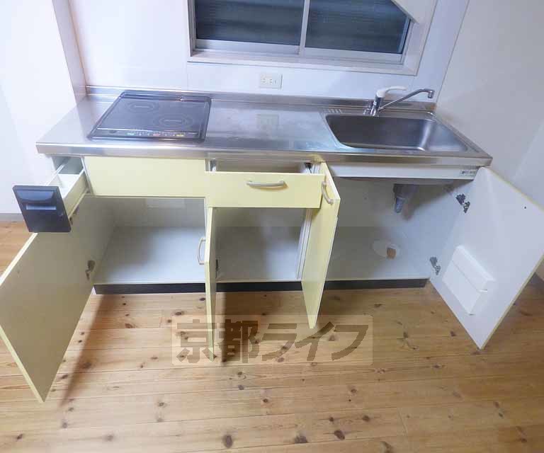 キッチン　キッチンです。