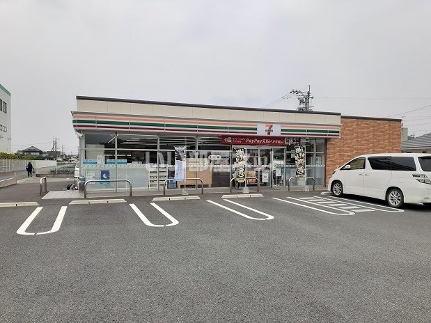 コンビニ　セブンイレブン 泗水富の原店（コンビニ）まで352m