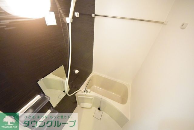 バス・シャワールーム　きれいなバスルーム