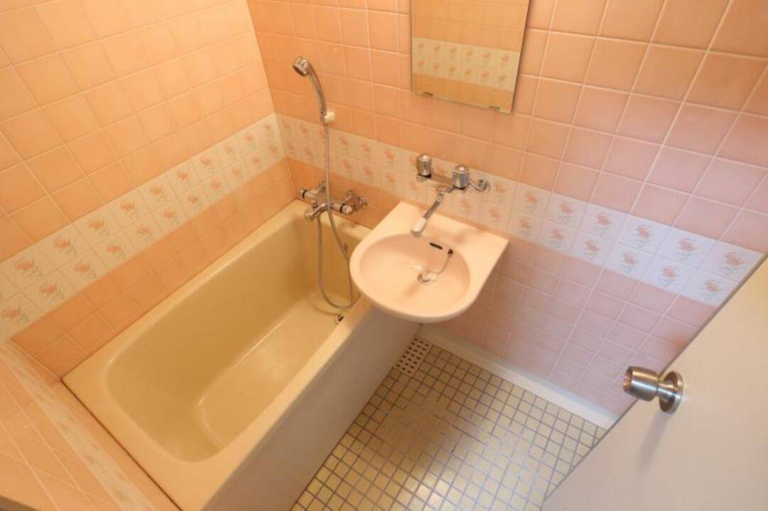 バス・シャワールーム　浴室