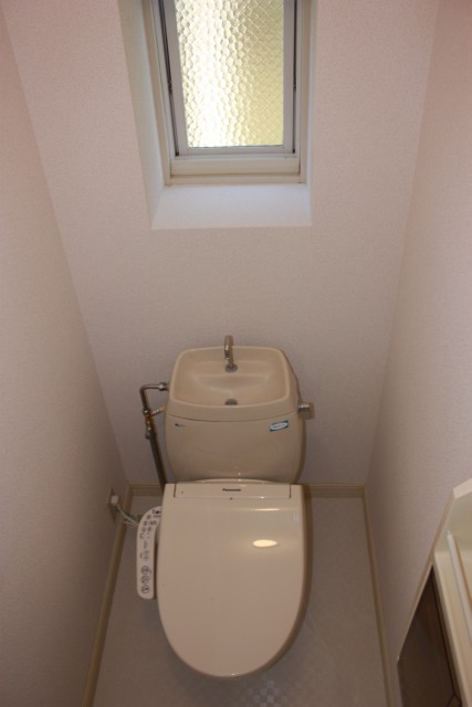トイレ　コンパクトで使いやすいトイレです