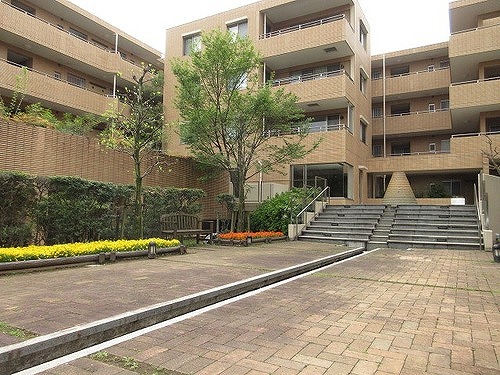 エントランス　エントランス　※前回募集時2025年4月撮影