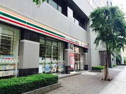 コンビニ　セブンイレブン日本橋人形町2丁目店（コンビニ）まで98m