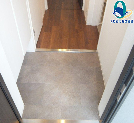 玄関　初期費用分割可★ご希望の場所まで無料送迎サービス付♪