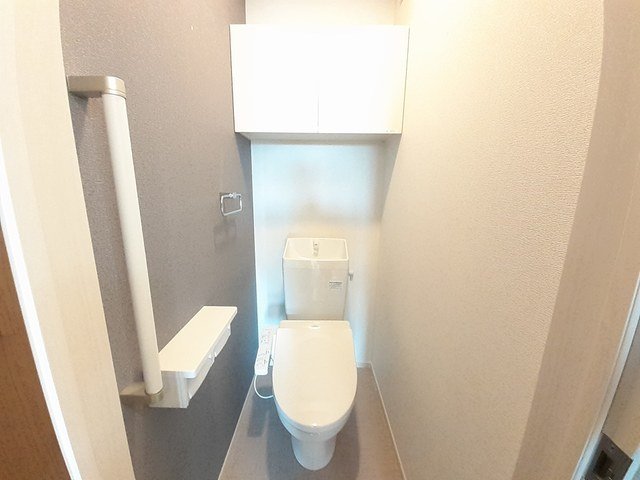 トイレ　トイレもきれいです