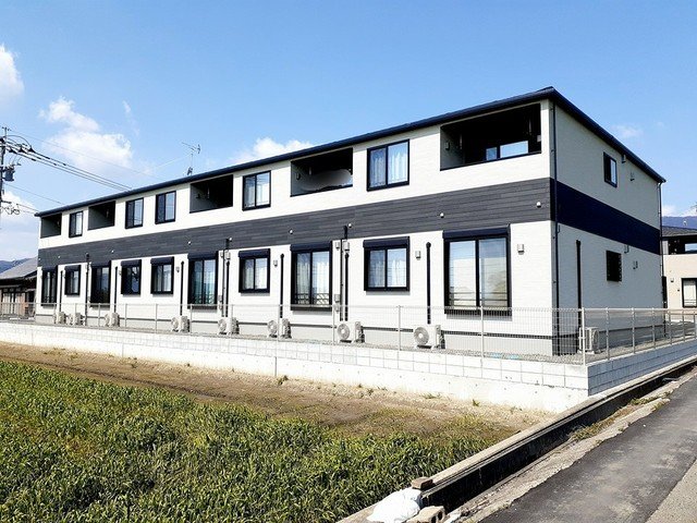 建物外観　落ち着いた雰囲気の外観です