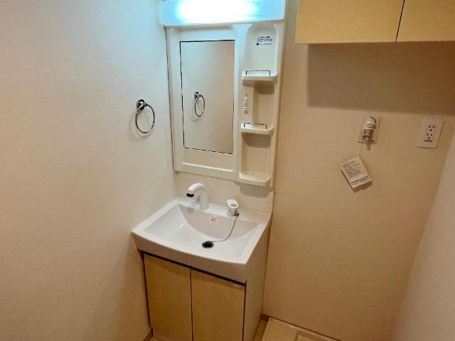 洗面設備　洗髪洗面化粧台