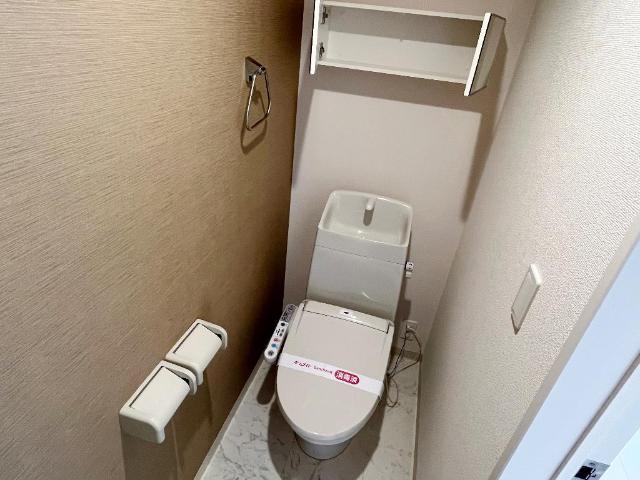 トイレ　シャワー付トイレ