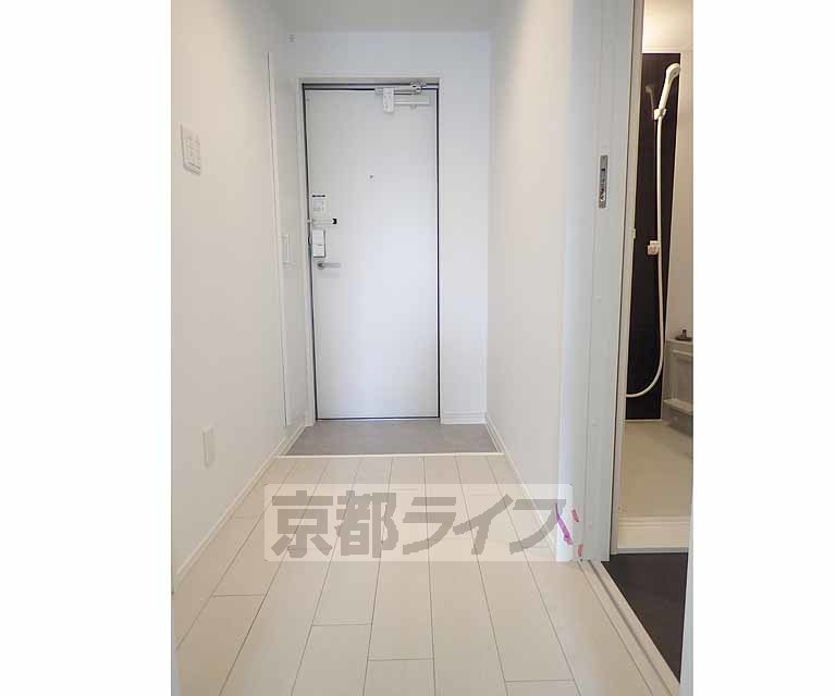 その他部屋・スペース　すっきりとした廊下です。