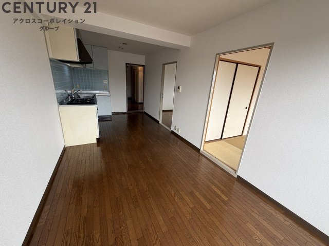 居室・リビング　角部屋住戸で過ごしやすく、おすすめです。