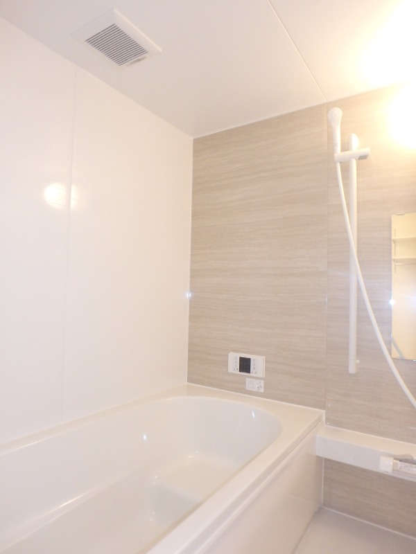 バス・シャワールーム　図面と現状に相違がある場合には現状を優先