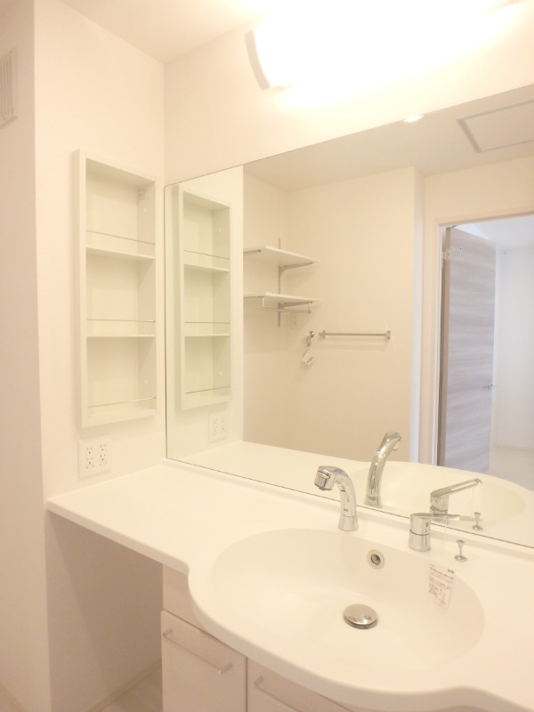 洗面設備　図面と現状に相違がある場合には現状を優先