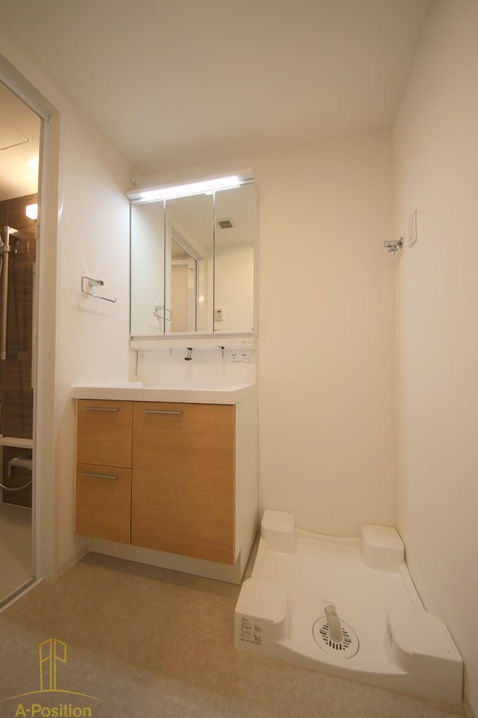 洗面設備　アーバス天満橋