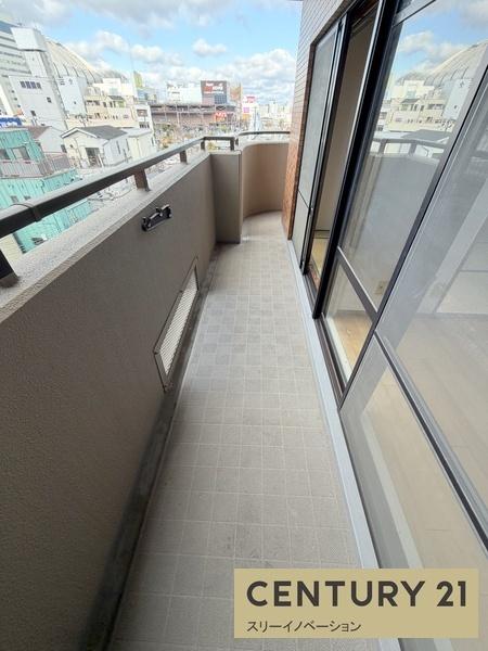 バルコニー　★物干しスペースたっぷり★