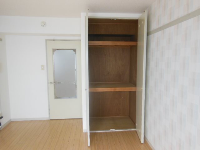 収納　同建物別号室の室内写真になります。(206号室)