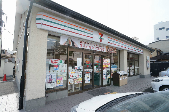 コンビニ　セブンイレブン 智恵光院上長者町店（コンビニ）まで290m