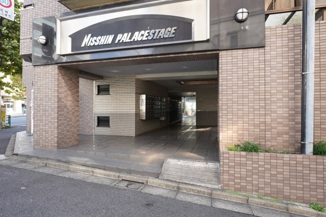 エントランス　毎日通るエントランスはこのようになっています