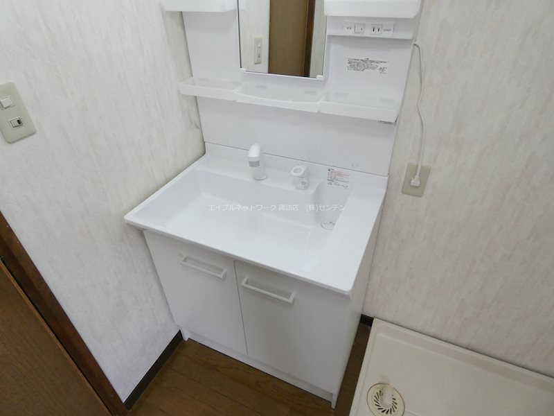 洗面設備　写真は類似