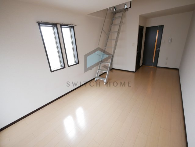 居室・リビング　＊写真は２階のお部屋です。