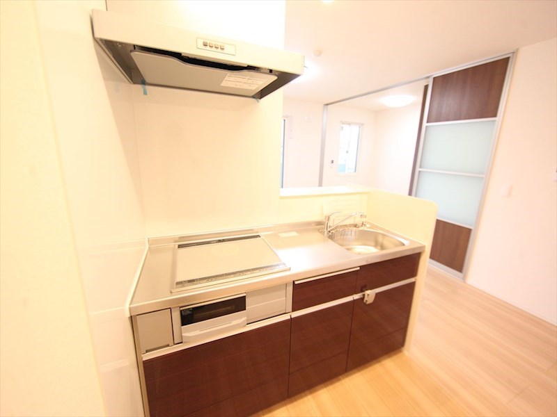 キッチン　システムキッチン（ＩＨ3口コンログリル付）カウンターキッチン