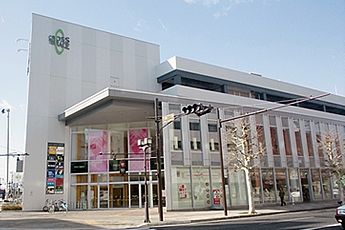ショッピングセンター　クロステラス（ショッピングセンター）まで309m