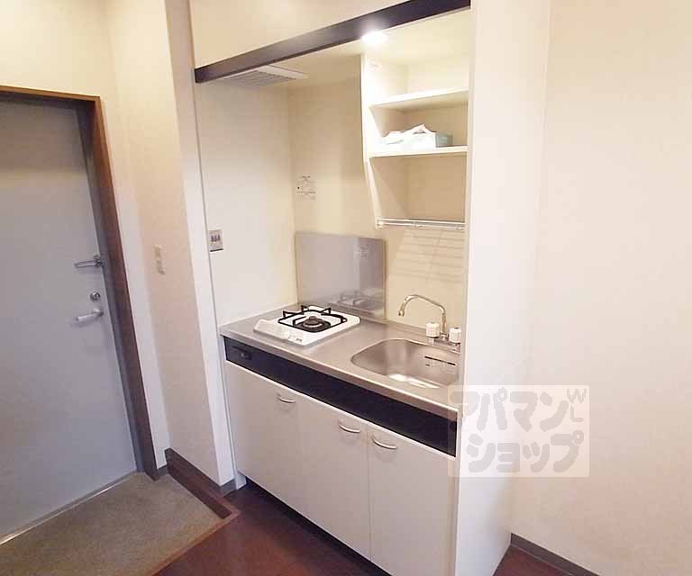 キッチン　１口ガスコンロ付きキッチン完備しております。