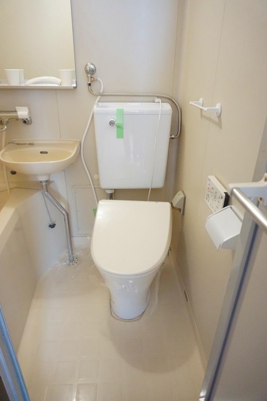 トイレ　トイレ
