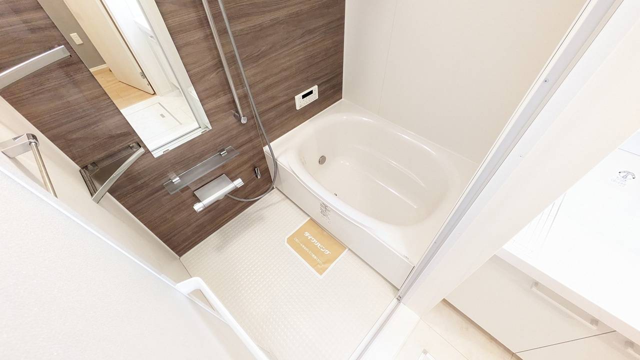 バス・シャワールーム　浴室
