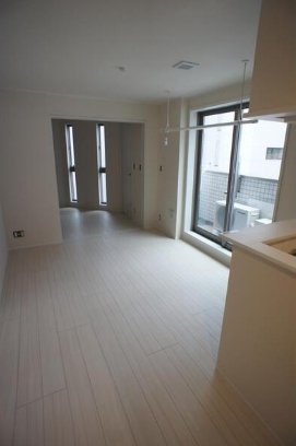 居室・リビング　☆明るい居室☆