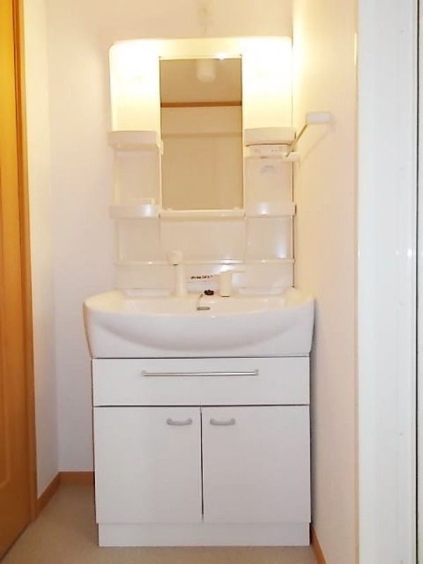 洗面設備　図面と現状に相違がある場合には現状を優先