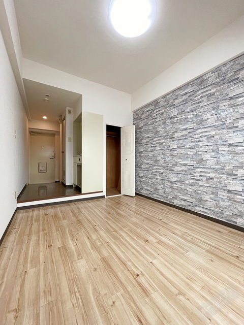 居室・リビング　全室照明付きです♪