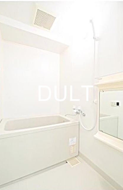 バス・シャワールーム　バスルームです。