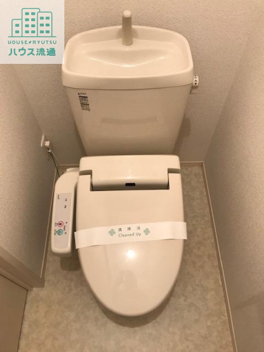 トイレ　※別号室の写真です