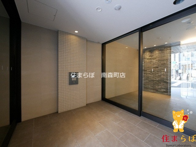 エントランス　共用部の印象も大切に