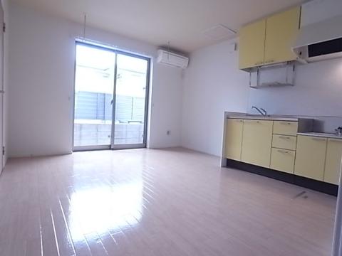 居室・リビング　リビング