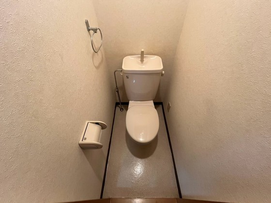 トイレ　※別部屋の写真です