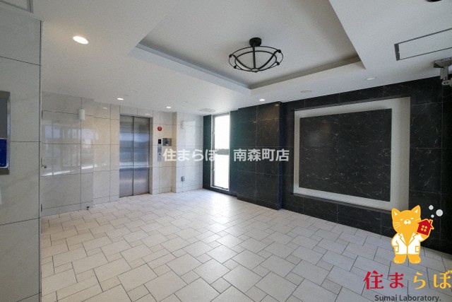 エントランス　共用部の印象も大切に