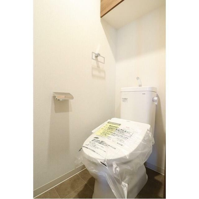 トイレ　※別部屋の参考写真です。