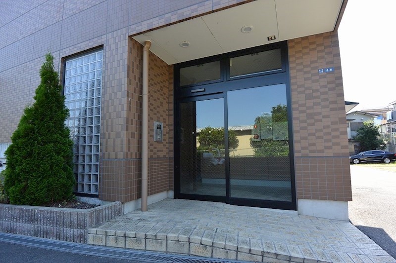 エントランス　エントランス