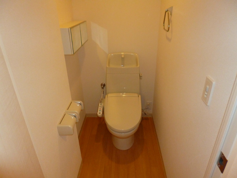 トイレ　トイレ